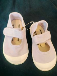Victoria Brand Girls Footwear Never Used