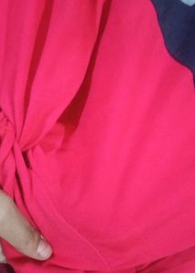 MISS ZARA Knot Crop T Shirt🌷💗🌸
