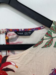 🌸Bloom Anywhere in This "Secret Garden" Blouse!✨