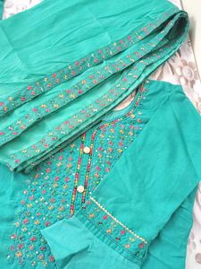 Teal Embroidered Salwar Kameez Suit😍