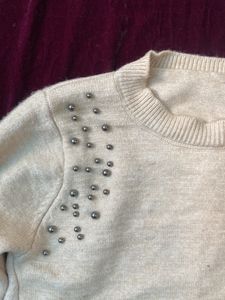 Side Cut Winter Top