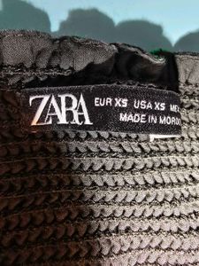 🎁Buy 2 Get 1 Free🎁 Zara Crop Top Size 28-32inch