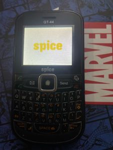Vintage Spice QT-44 Dual SIM QWERTY Phone