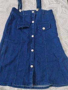 Denim skirt