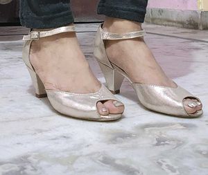 Haute Curry Golden Peeptoe Heels