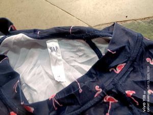girl (gap ) M size t shirt