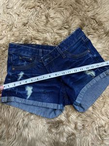 Distressed Denim Star Shorts