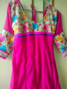 Kurti With Shawl