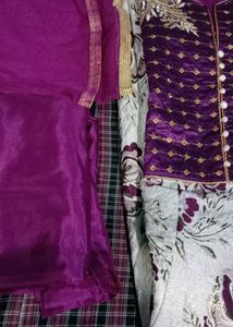 Gown With Great Gher Party Wear