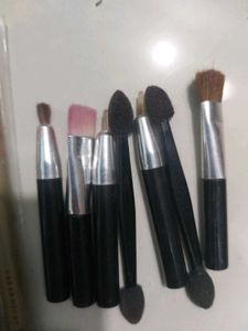 Urban Decay Naked3 Brush Set