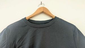 Black Twisted Knot Tee