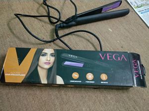 Vega Hair Straightener