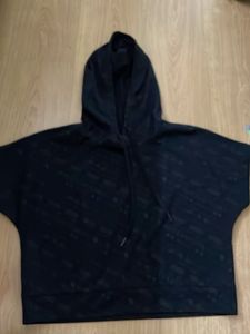 Black Patterned Cropped Hoodie