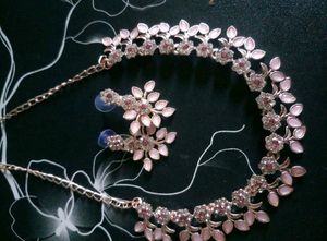 Women Necklace Set