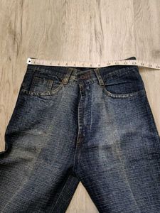Sexy Vintage Bootcut Jeans Size 28