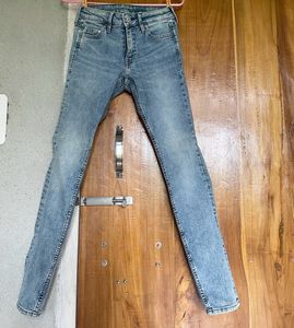 H&M Blue Skinny Jeans