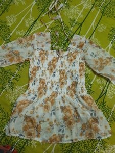 Floral Print Smocked Top