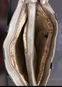 New Hand Bag Not Used Vintage Two-Tone Only 199