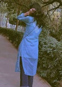 Stylish Chikankaari Kurti