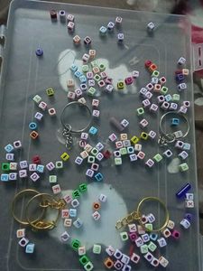MIX OF LETTER BEADS WITH KEYCHAIN RINGS AND STRING