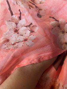 AKS Kurti Suit Set With Dupatta, Earlier It Was Attached To Kurti As Shown In Second Imagine But It Was Not Looking That Good So I Detached It. Only Used For 2-3 Hours