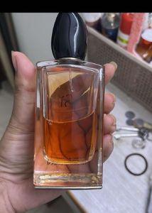 Giorgio Armani Si Perfume