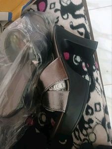 Stylish Silver Criss-Cross Slides