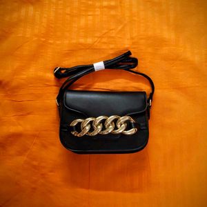 Chic Black Crossbody Bag