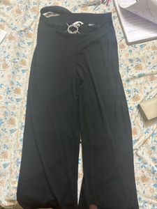 h&amp;m black trousers