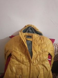 Full Sleeve Jacket For Girl Very Worm