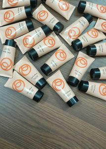 Oriflame Peach Glow Perfect