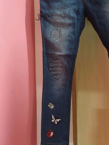 Dark Blue ,Mid Rise Skinning Jeans With Patch Work