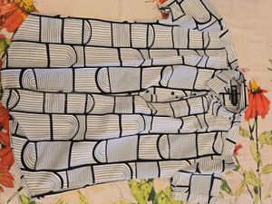 Abstract Print Button-Down
