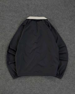 LAKELAND ZIPPER WINDCHEATER