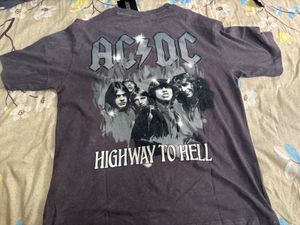 ‼️‼️Fresh AC/DC Tshirt For Sale!!!