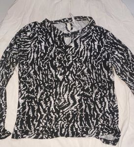 Y2K Cheetah Print Top! Trendy Top
