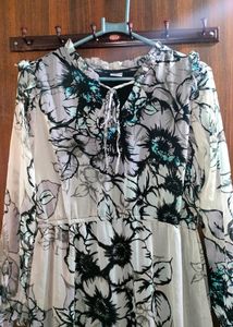 Floral Black 🖤✨Dress With Blue 💙 And Grey Colour Mixed.✨🪩🖤