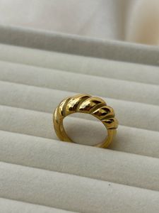 Croissant Statement Ring Anti-tarnish