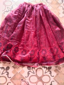 Skirt Red Flower Print.
