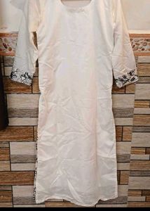 Unused Embroidered Kurta Set