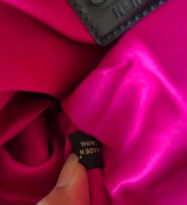 Coach Kiss Lock ( Authentic)