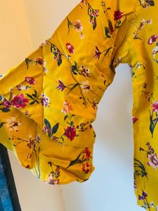 Beautiful Mustard Top In Comfy Soft &amp; Flowy Fabric