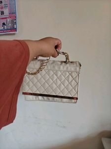 Chic Quilted Handbag