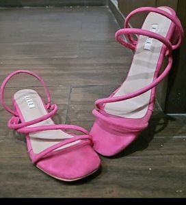 Elle Pink Heels