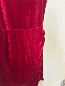 SHORT MINI VELVET DRESS