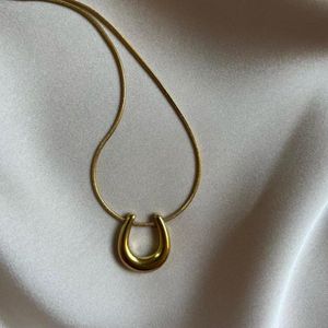 Gold Horseshoe Necklace