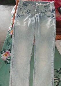 Light Wash Denim Jeans