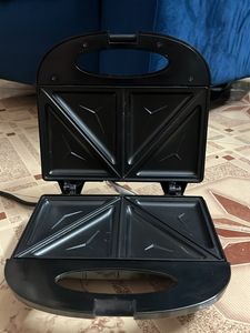 New !Sandwich Maker Prestige W/ Warranty Card