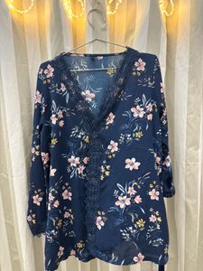 Floral Print Shrug- L Size