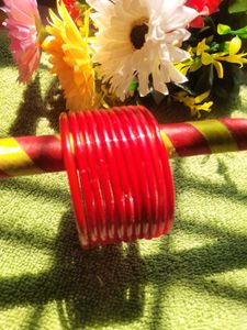 Red Bangles - Set of 3 And 4 Kade